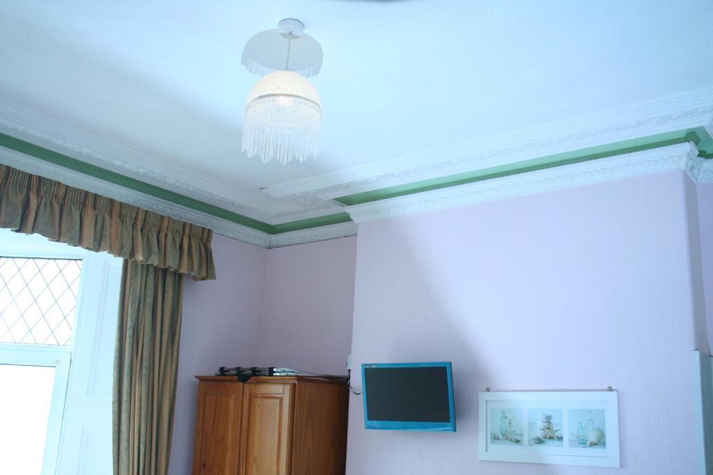 Devon View Guesthouse Swansea Oda fotoğraf