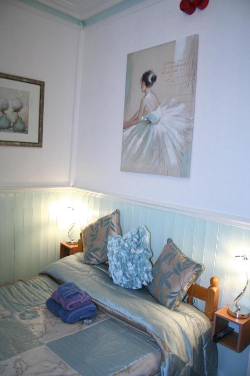 Devon View Guesthouse Swansea Oda fotoğraf